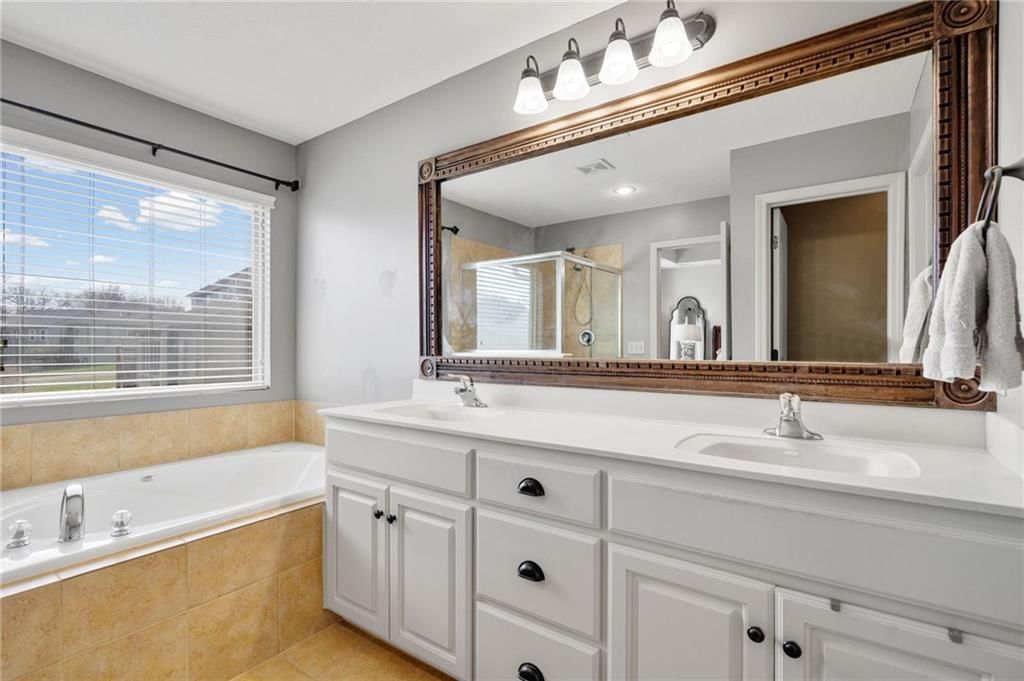 1303 Ashdown Circle — photo 30
