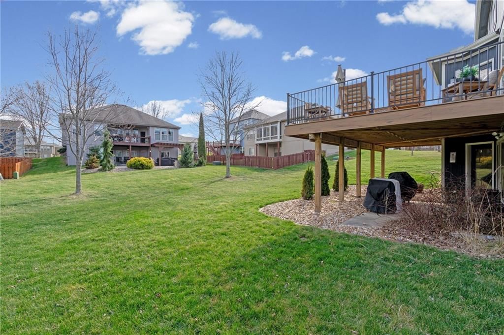 1303 Ashdown Circle — photo 40