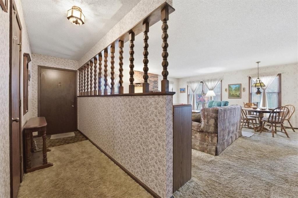 27934 W 85th Terrace — photo 4