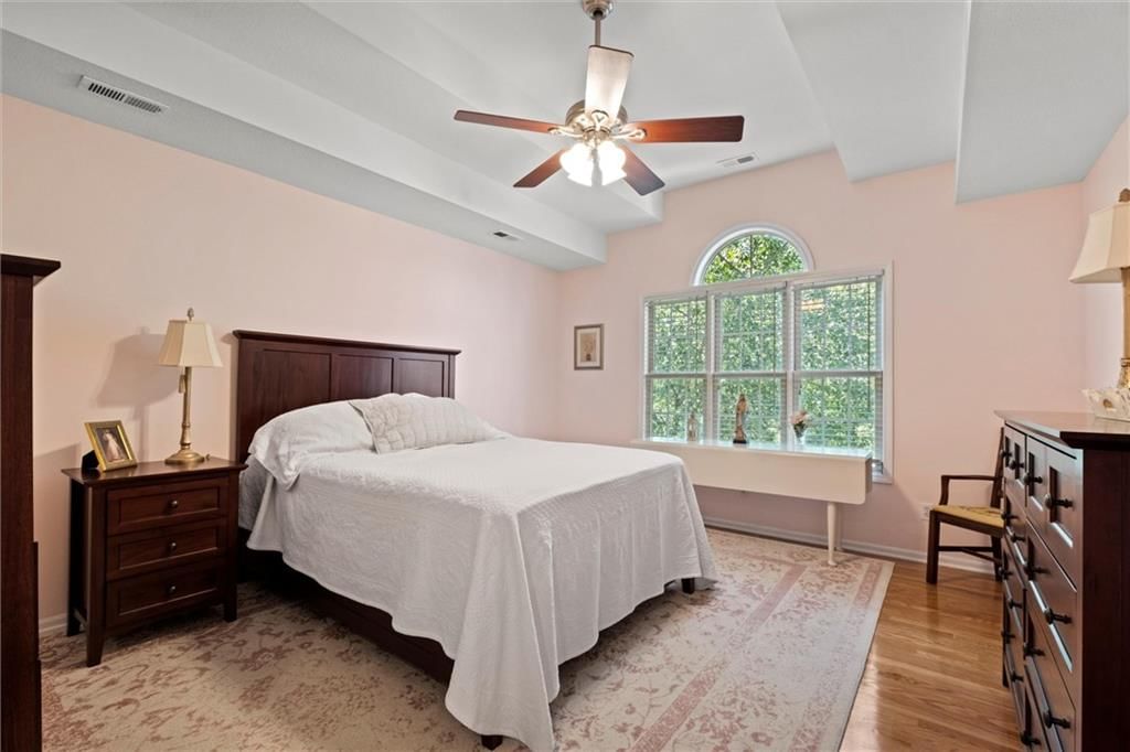 1708 Brookdale Drive — photo 16