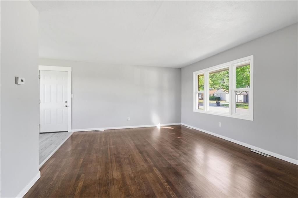 3404 N McCoy Street — photo 5