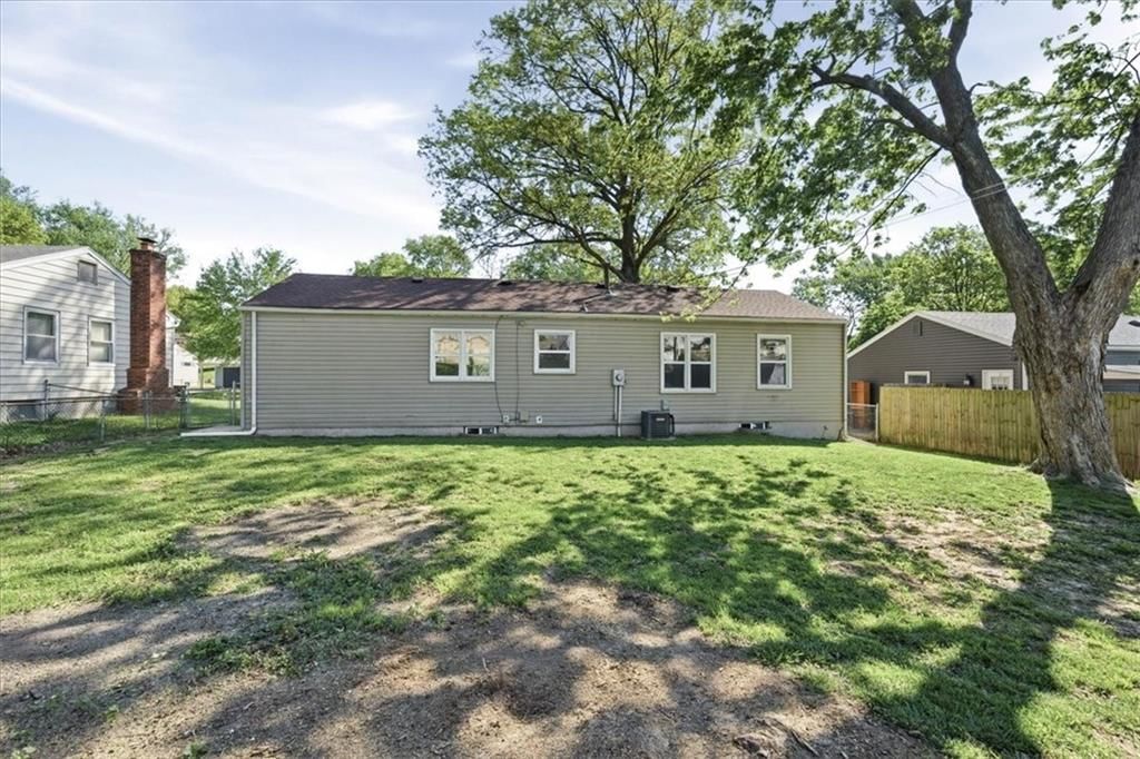 3404 N McCoy Street — photo 23