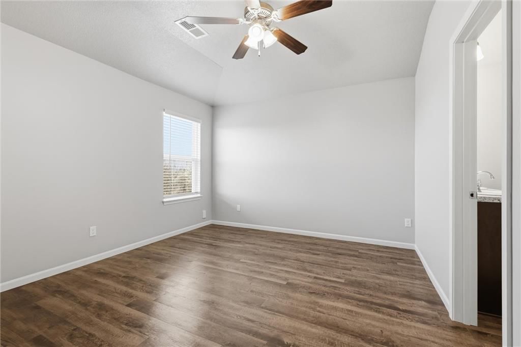 21826 Franklin Street — photo 13