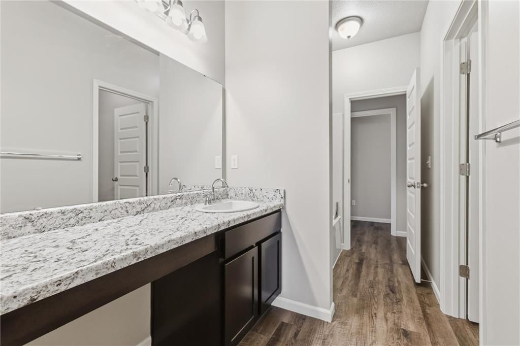 21826 Franklin Street — photo 15