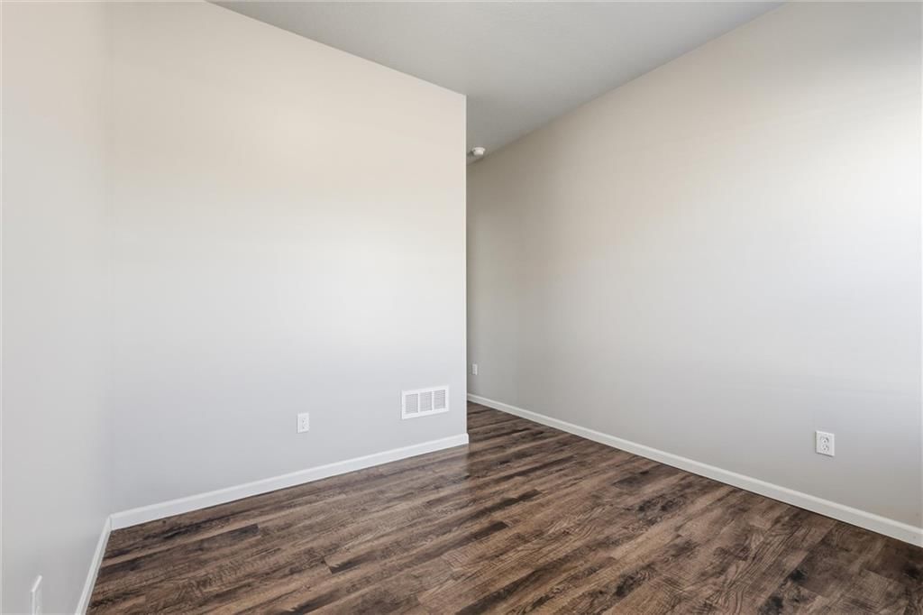 21826 Franklin Street — photo 23