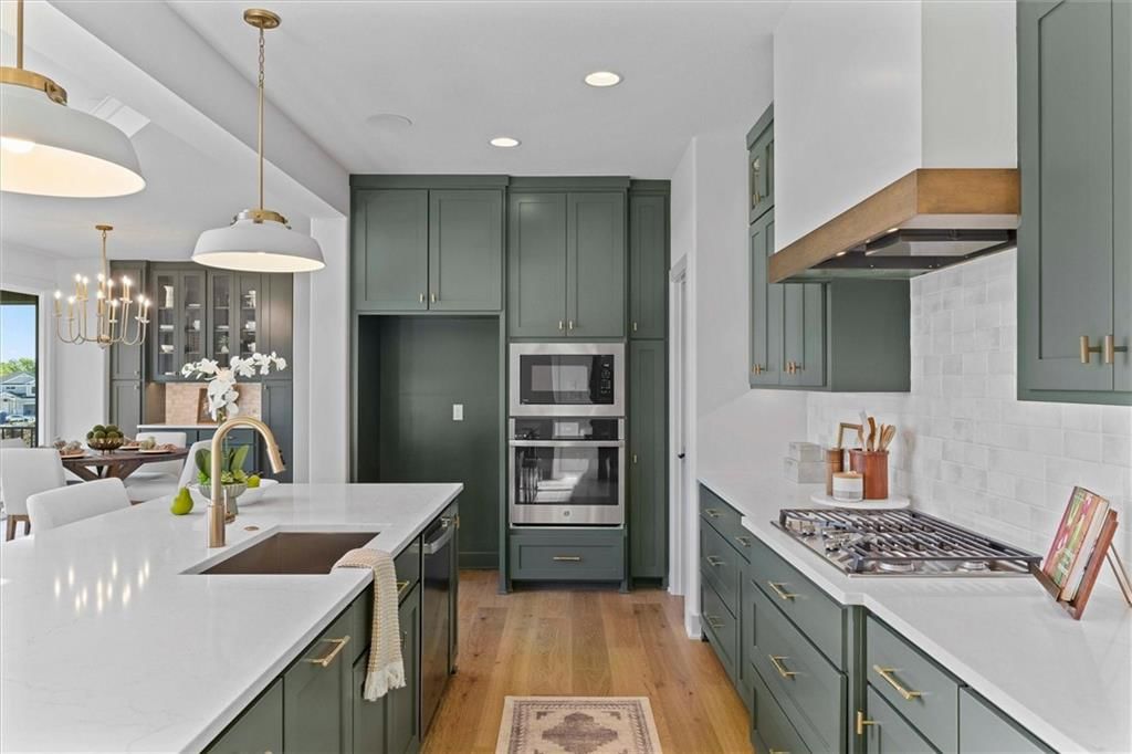 16932 Parkhill Street — photo 13