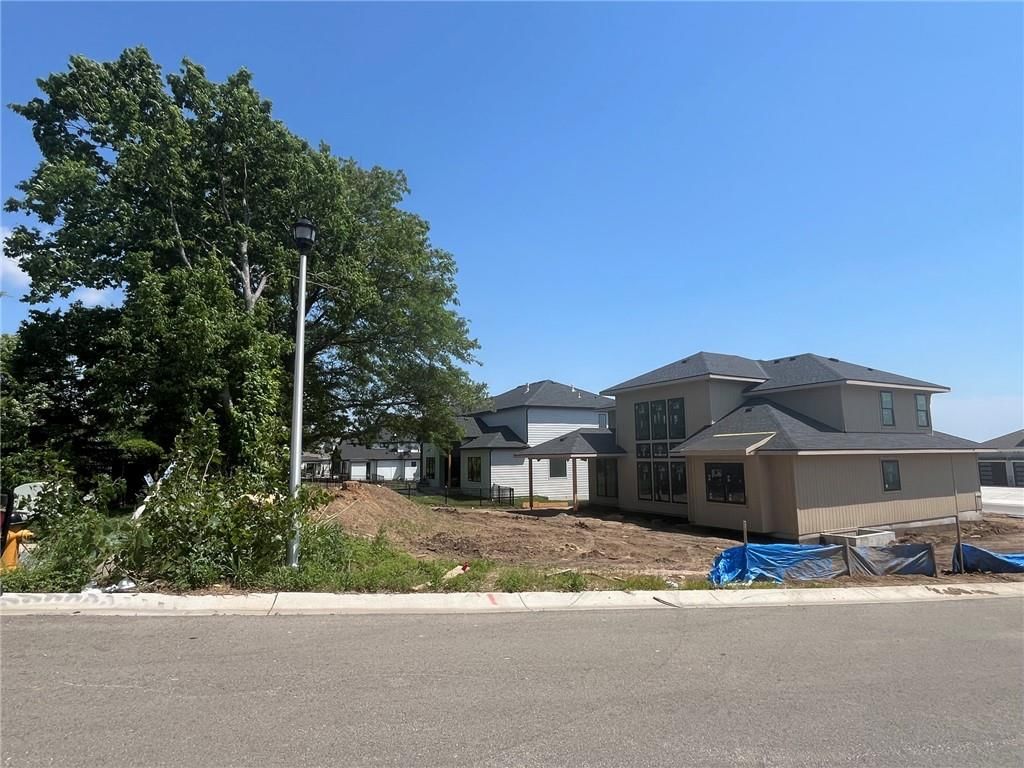 16932 Parkhill Street — photo 58
