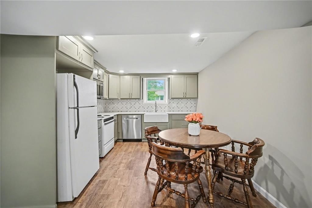 816 N Tepee Drive — photo 8