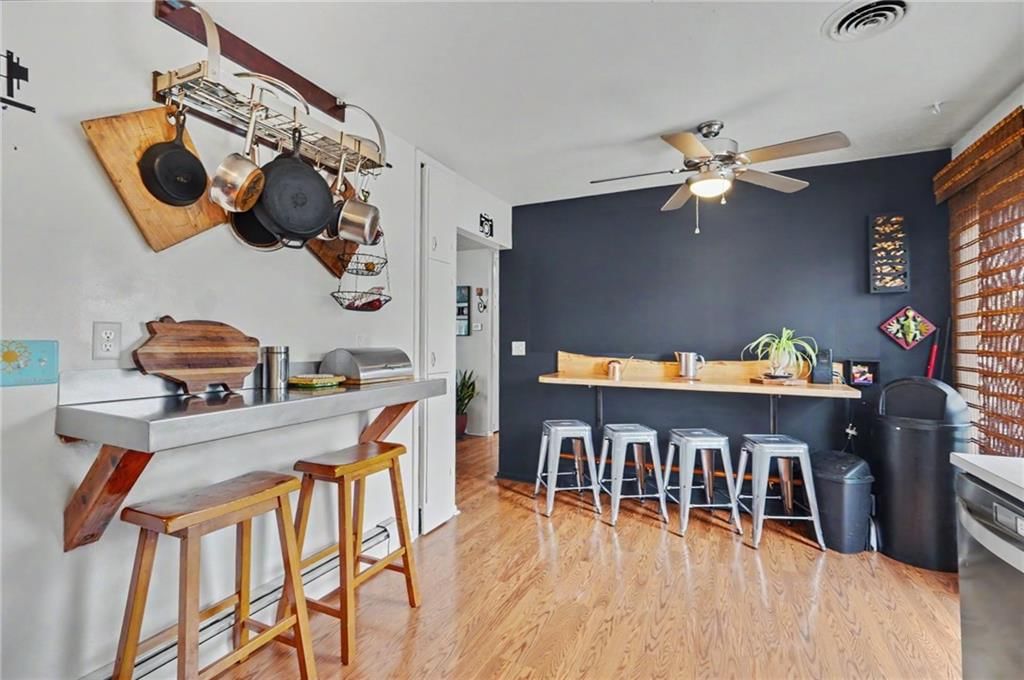 1447 Summit Street — photo 15