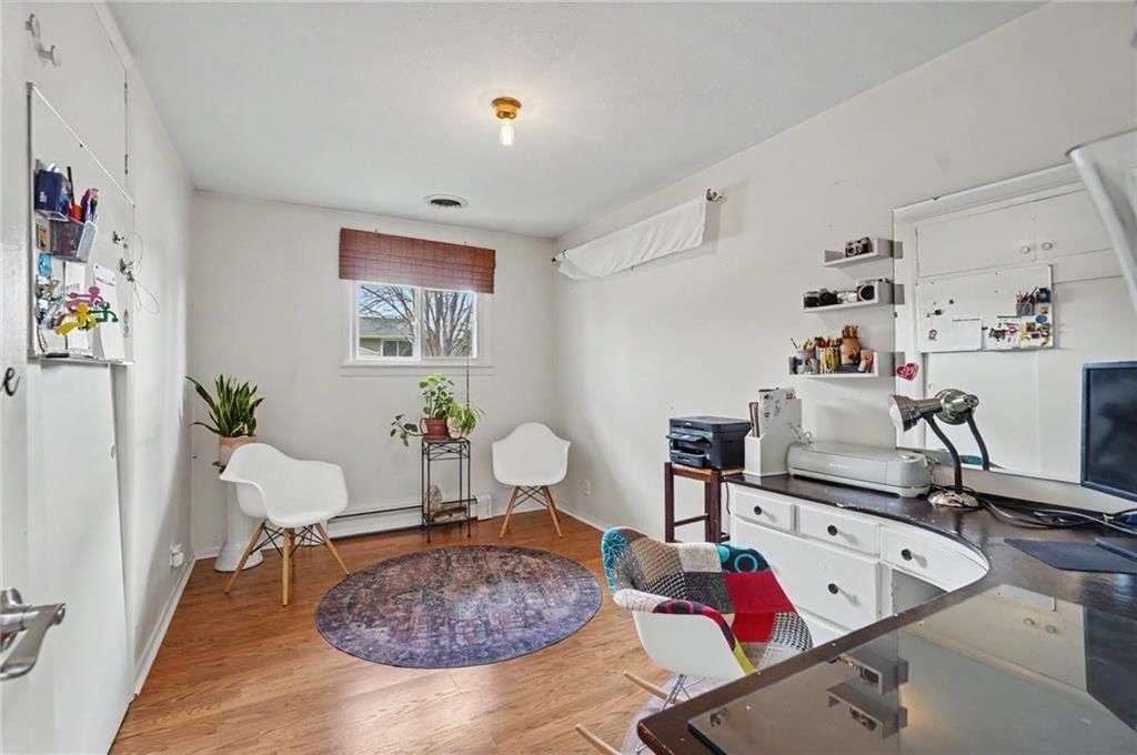 1447 Summit Street — photo 19