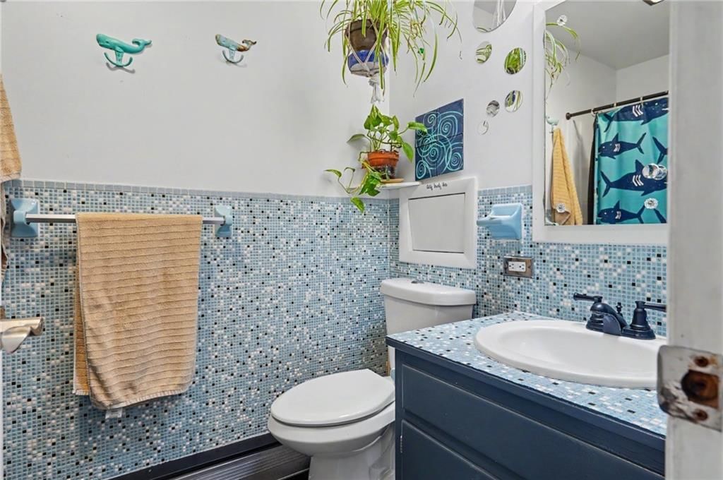 1447 Summit Street — photo 21