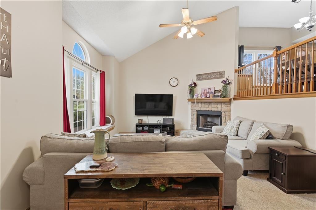 1181 E Meadow Lane — photo 4