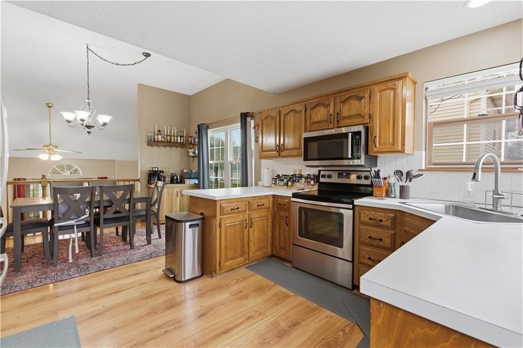 1181 E Meadow Lane — photo 8