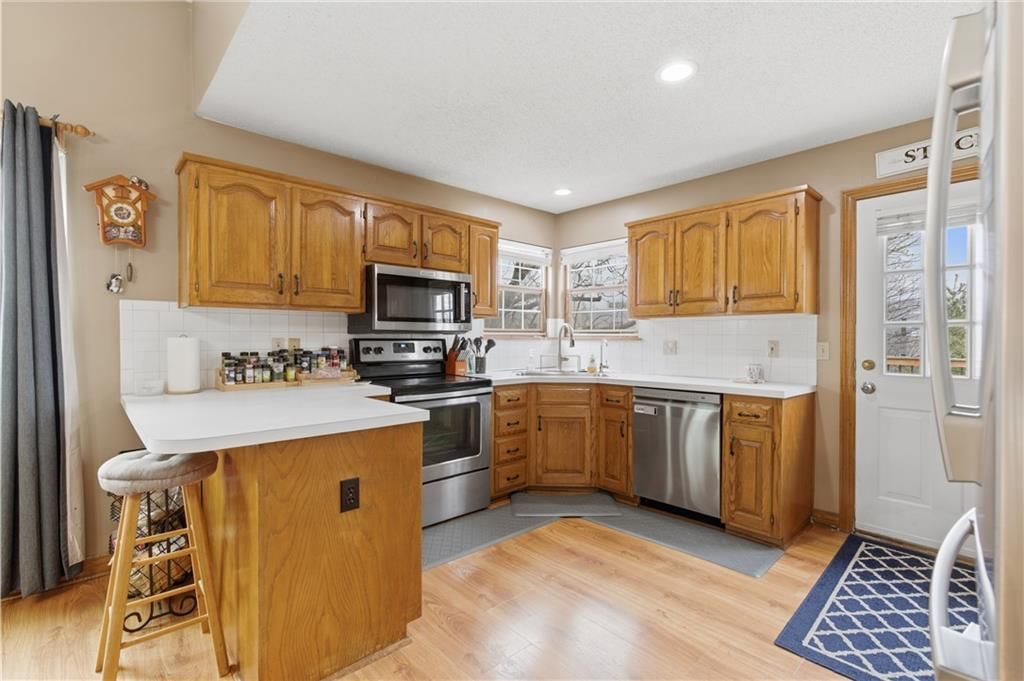 1181 E Meadow Lane — photo 9