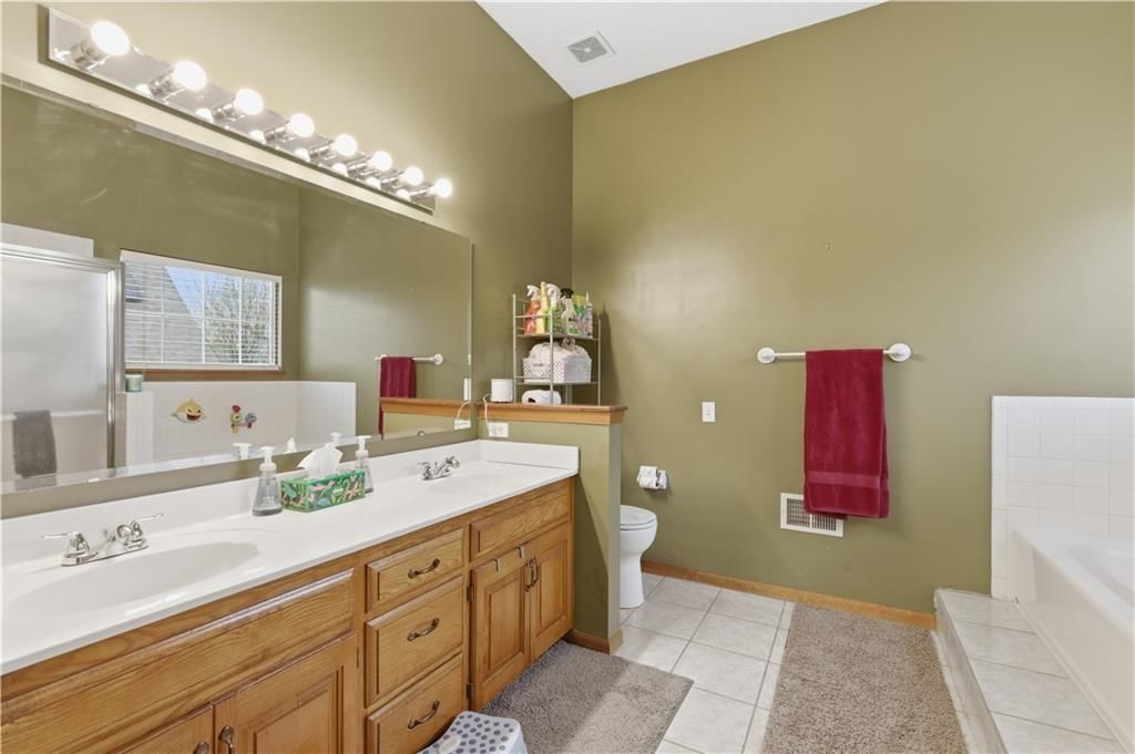 1181 E Meadow Lane — photo 19