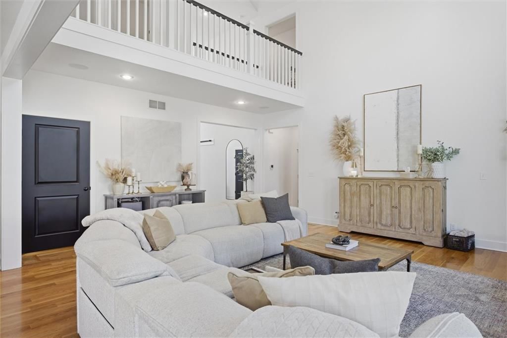 12548 Grand Court — photo 7