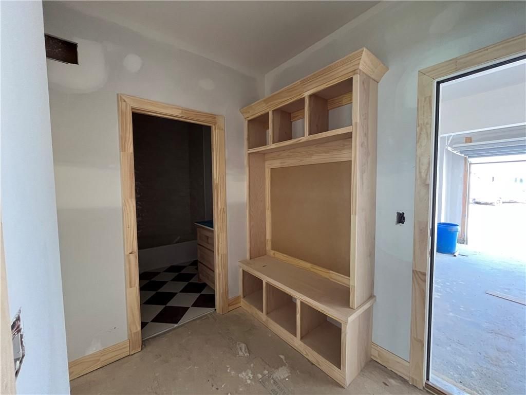 1628 Hanover Lane — photo 15