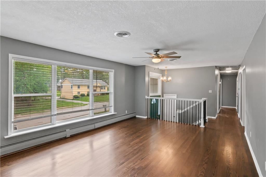 5624 Sutton Avenue — photo 2