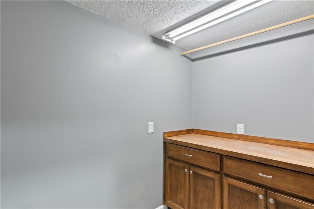 5624 Sutton Avenue — photo 24