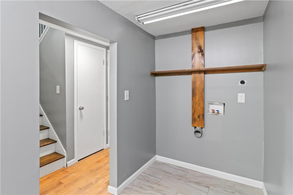 5624 Sutton Avenue — photo 25
