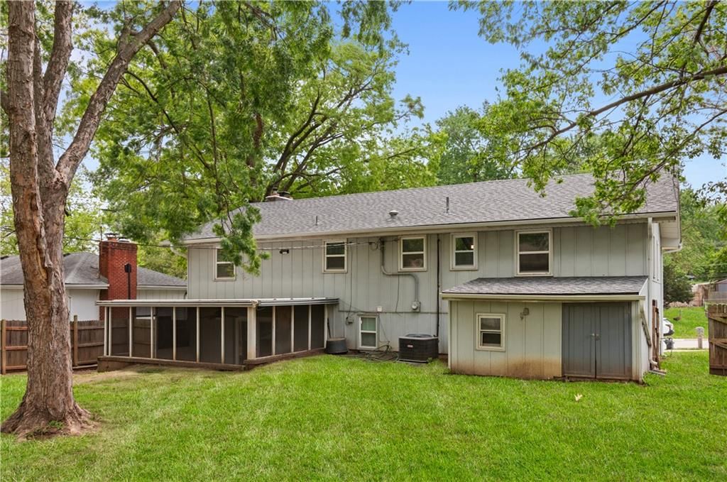 5624 Sutton Avenue — photo 27