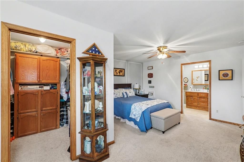 2411 Twin Oaks Drive — photo 14