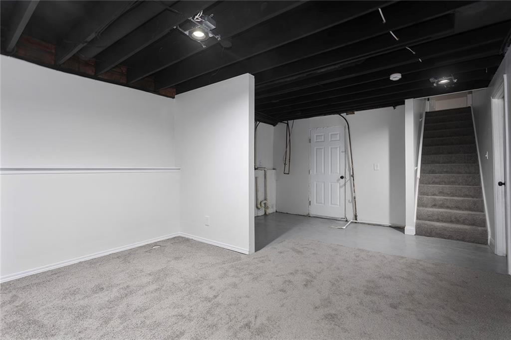 302 S Franklin Street — photo 19