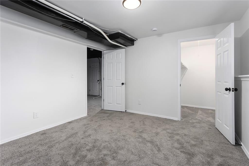 302 S Franklin Street — photo 21