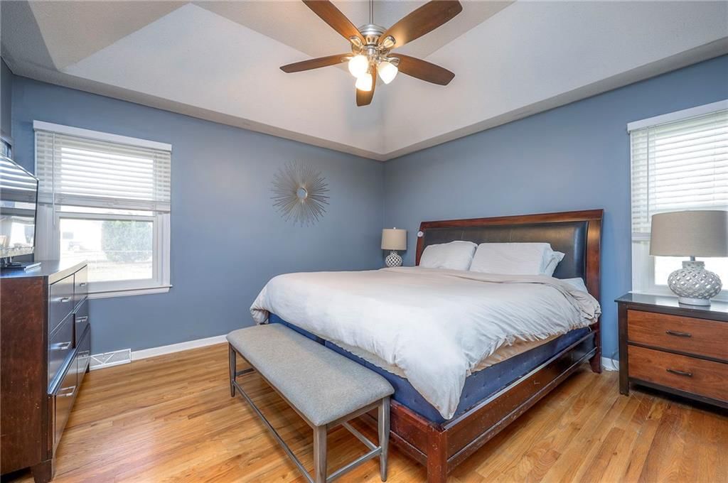 7802 WESTGATE Drive — photo 28