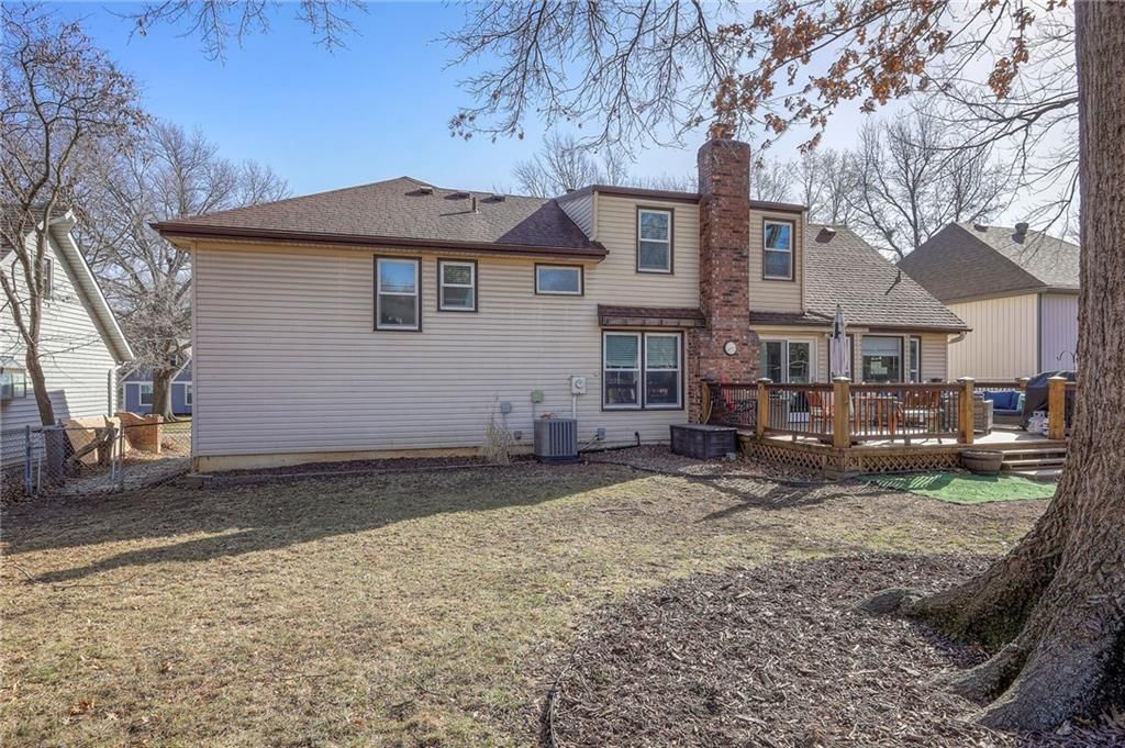 7802 WESTGATE Drive — photo 35