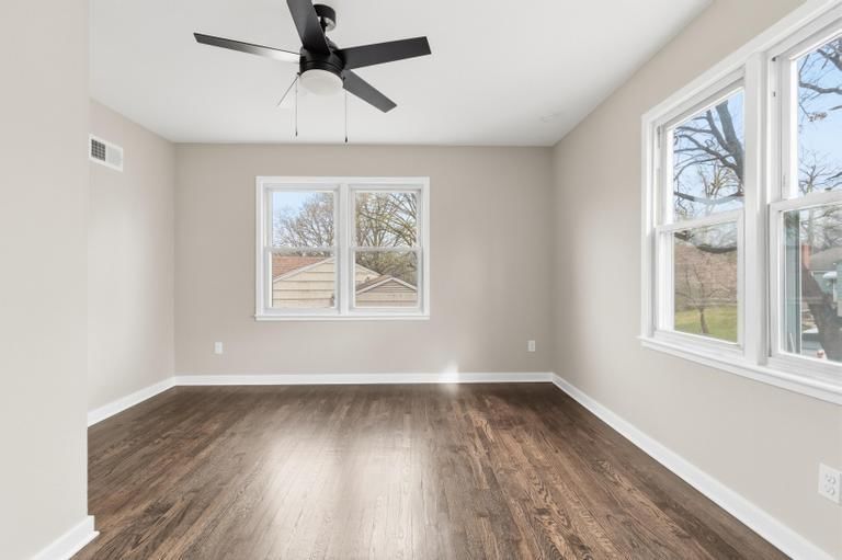 623 NE Woodlawn Street — photo 18