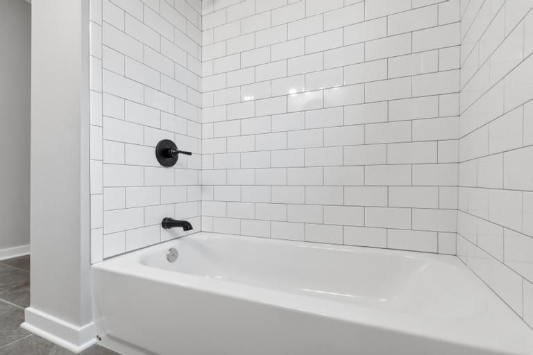 623 NE Woodlawn Street — photo 22