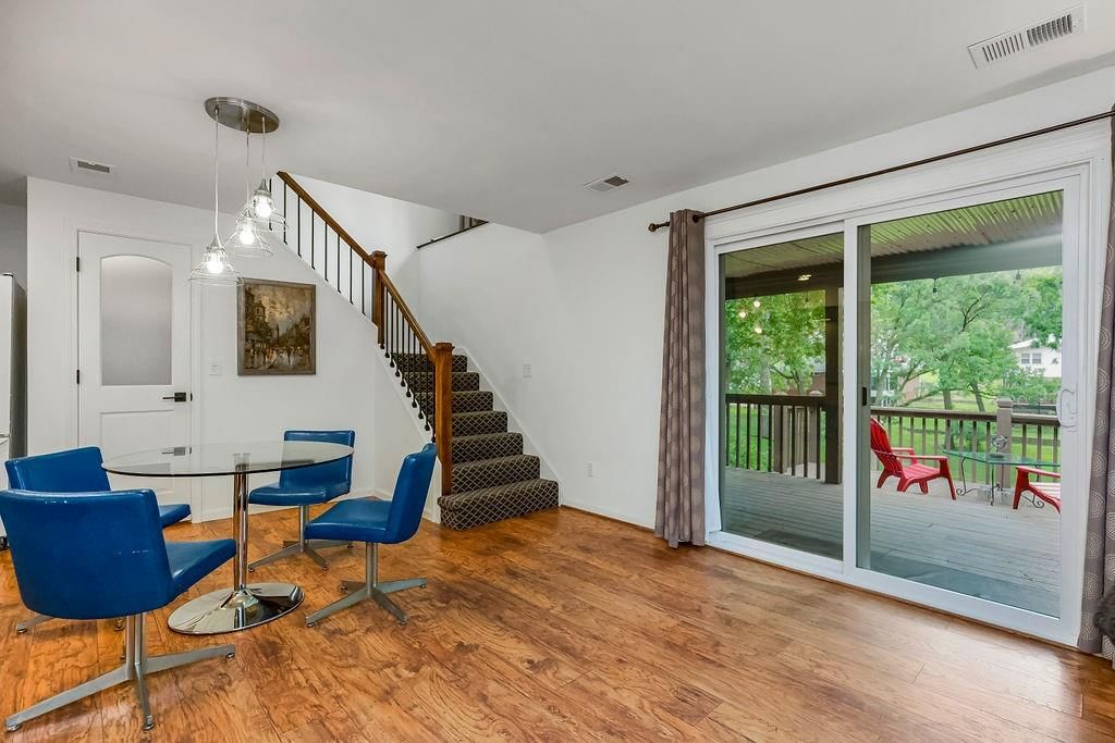 1045 NW S SOUTH SHORE Drive — photo 12