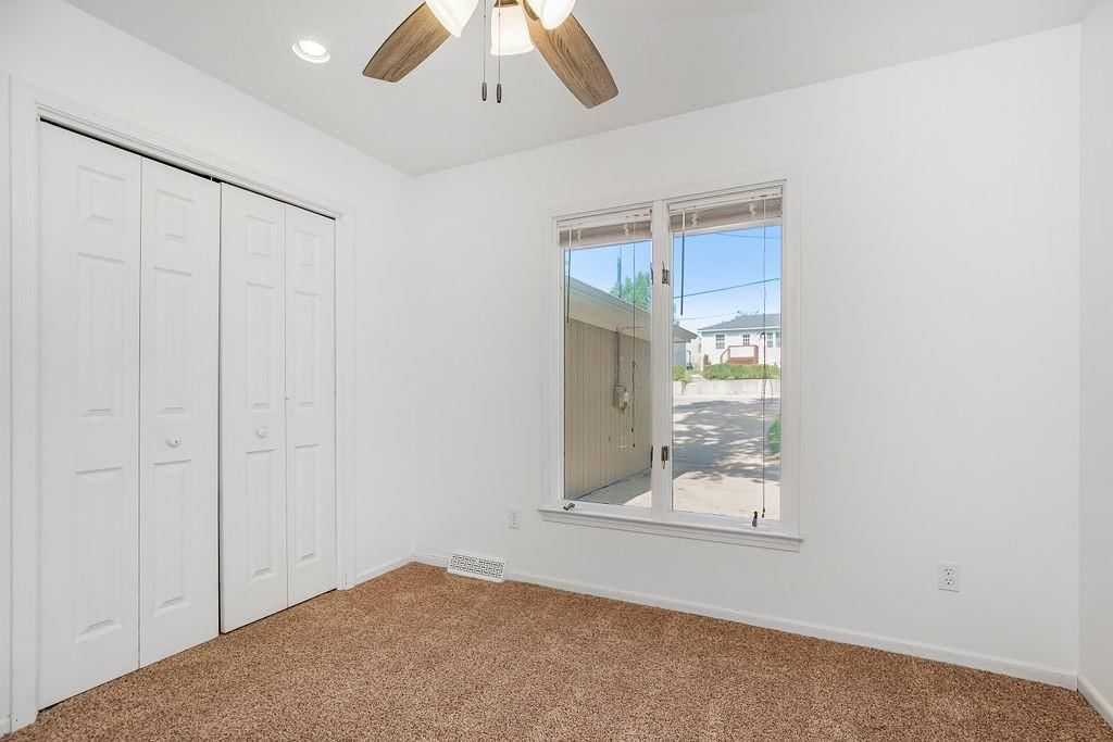 1045 NW S SOUTH SHORE Drive — photo 20