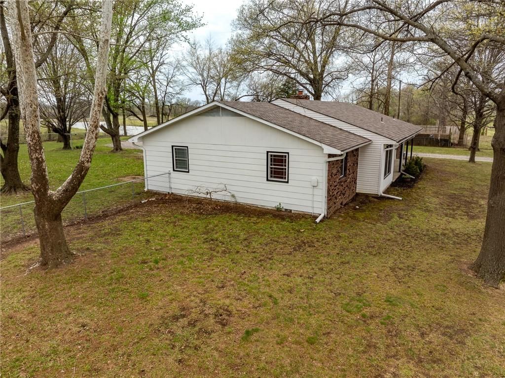 101 W North County Road — photo 10