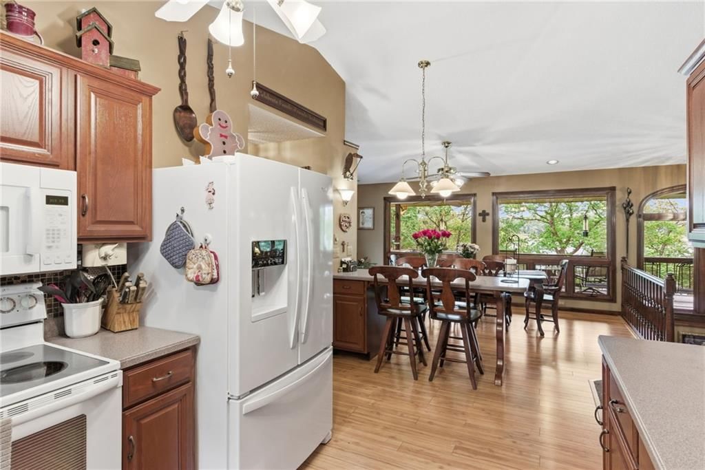 1841 Lake Bluff Drive — photo 13