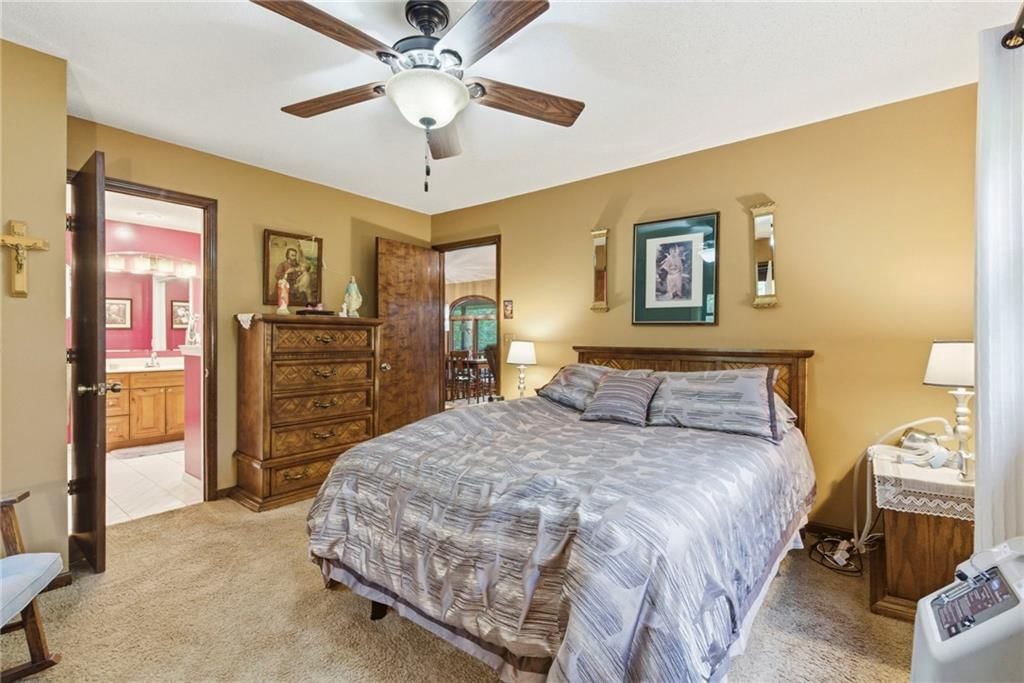 1841 Lake Bluff Drive — photo 18