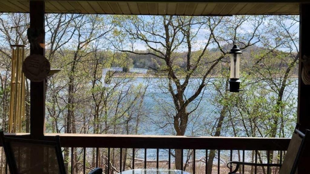 1841 Lake Bluff Drive — photo 22