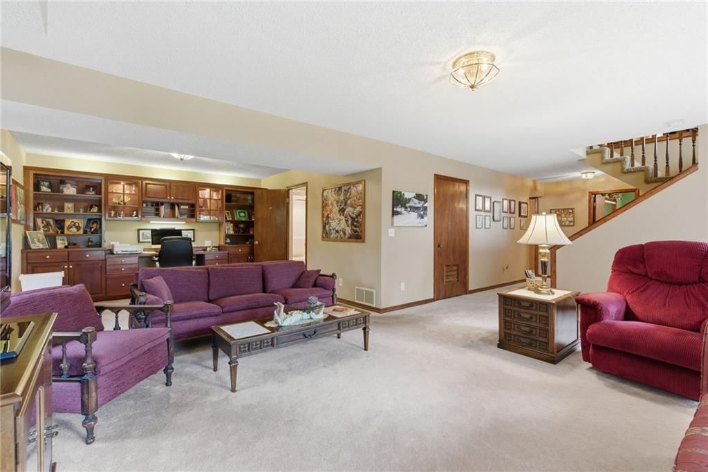 1841 Lake Bluff Drive — photo 24