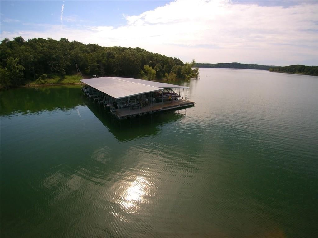 1841 Lake Bluff Drive — photo 45
