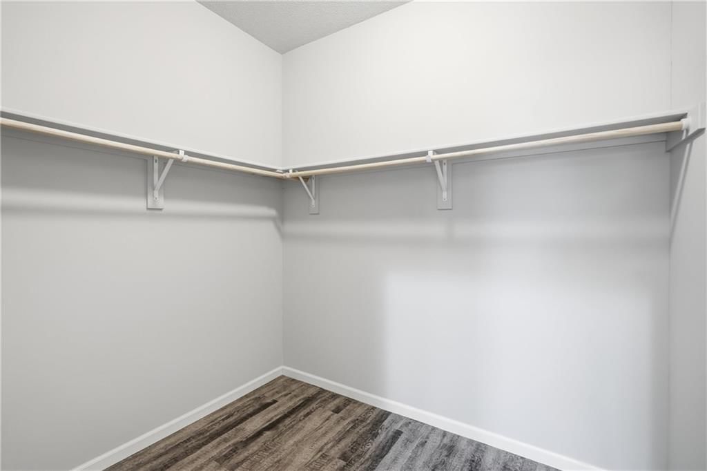 21832 Franklin Street — photo 17