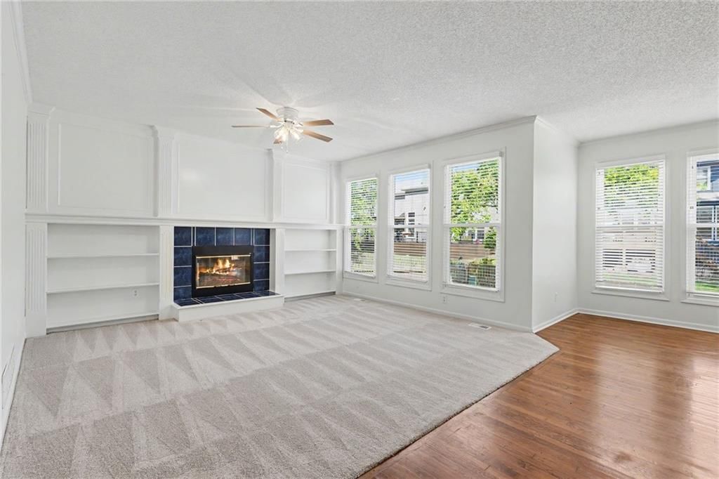 8006 W 129 Terrace — photo 9
