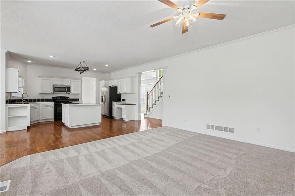 8006 W 129 Terrace — photo 11