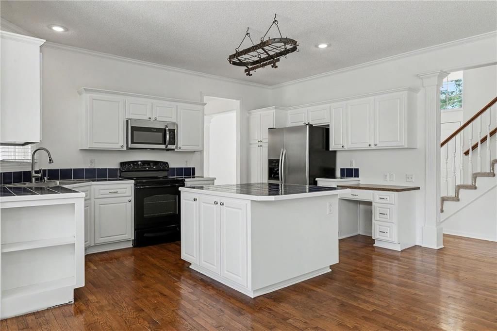 8006 W 129 Terrace — photo 13