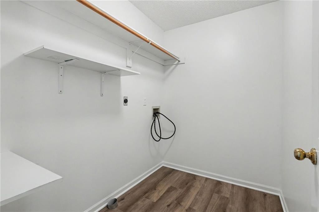 8006 W 129 Terrace — photo 34
