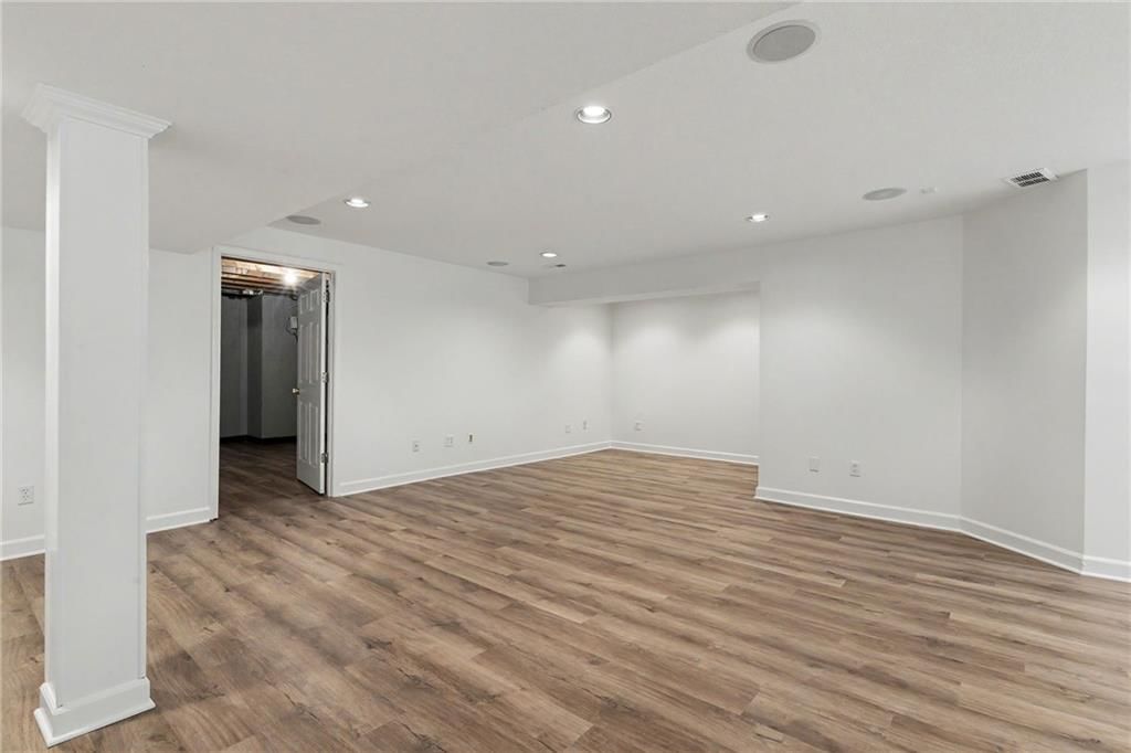 8006 W 129 Terrace — photo 38