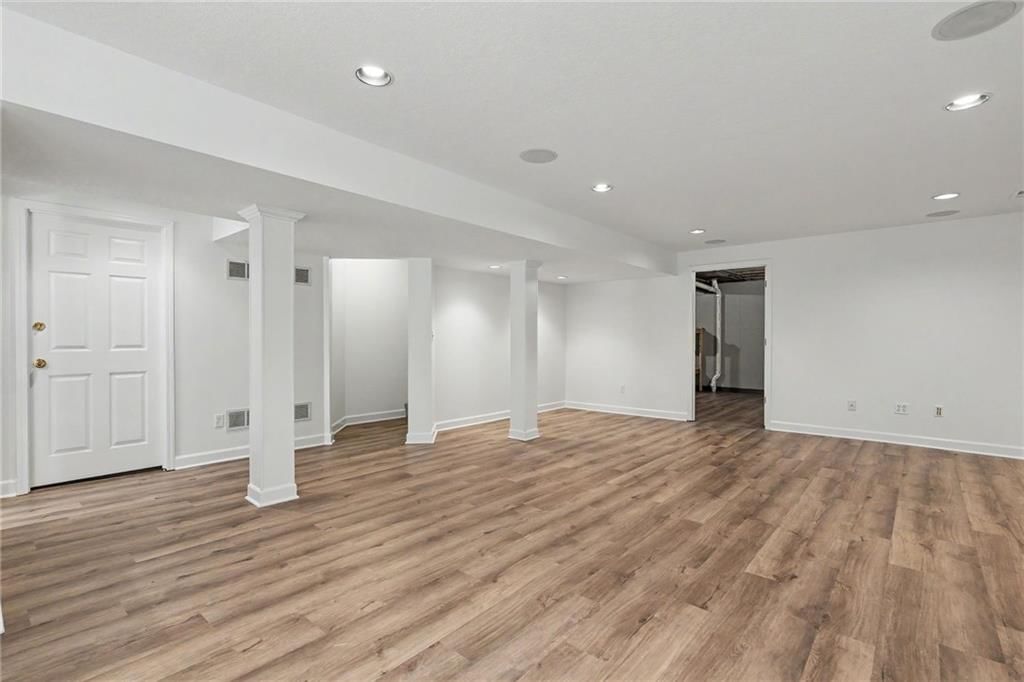 8006 W 129 Terrace — photo 39