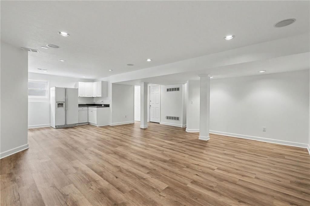 8006 W 129 Terrace — photo 41
