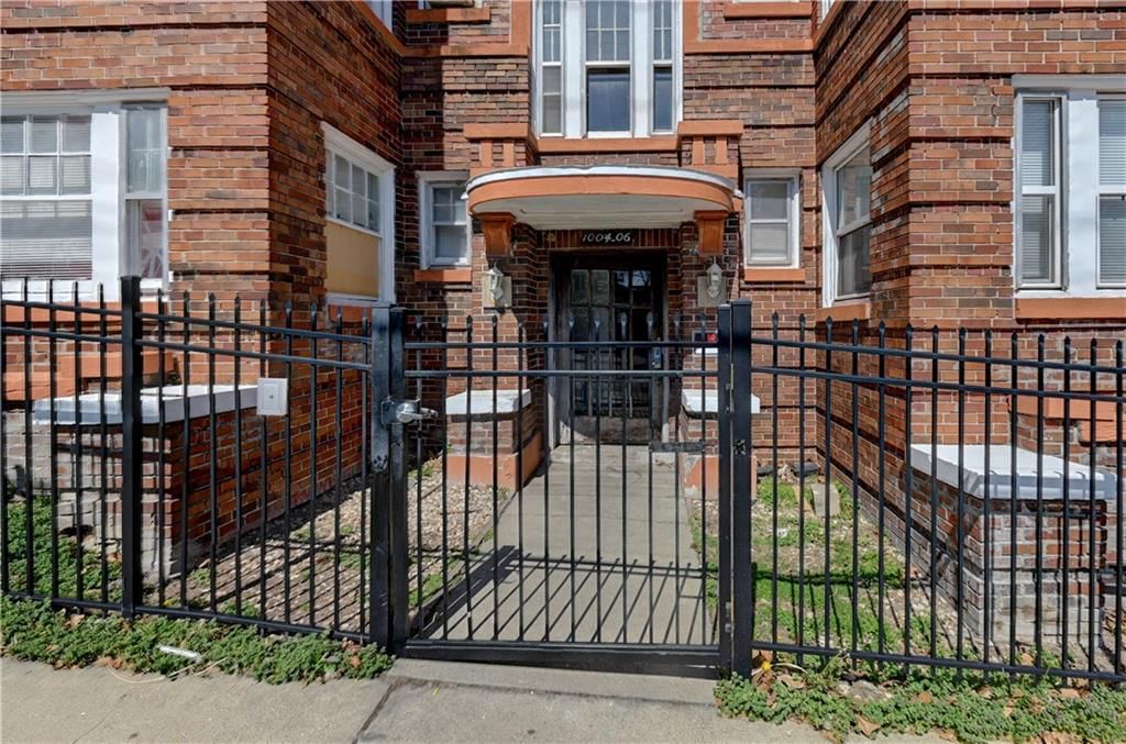 4245 Harrison Street — photo 5