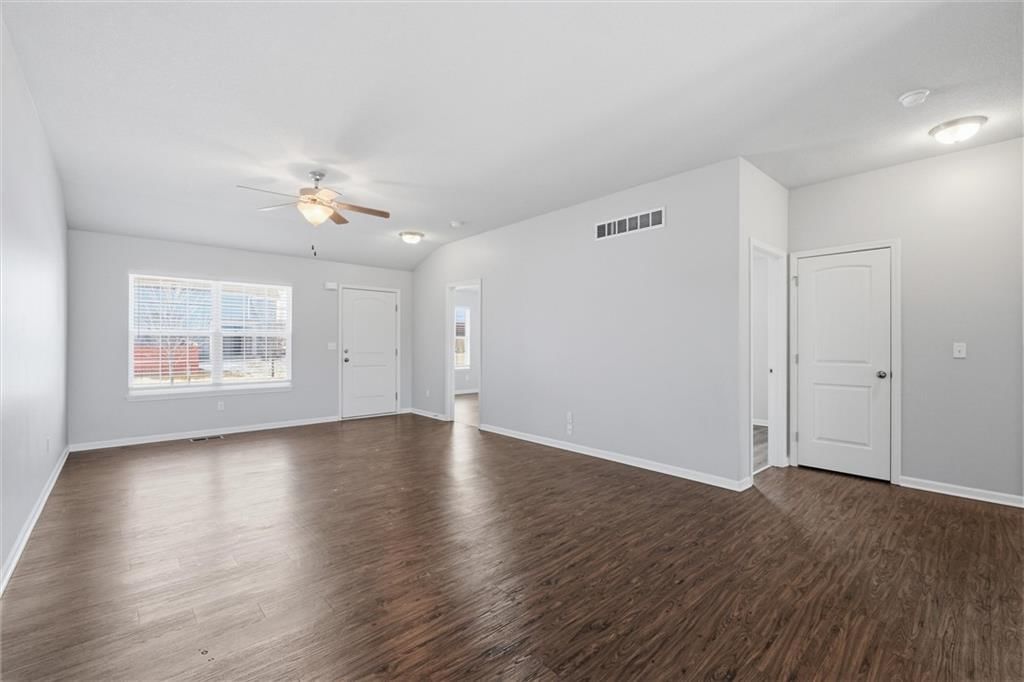 31735 W 172nd Street — photo 6
